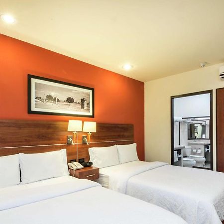 Hampton By Hilton San Juan Del Rio Ξενοδοχείο Εξωτερικό φωτογραφία