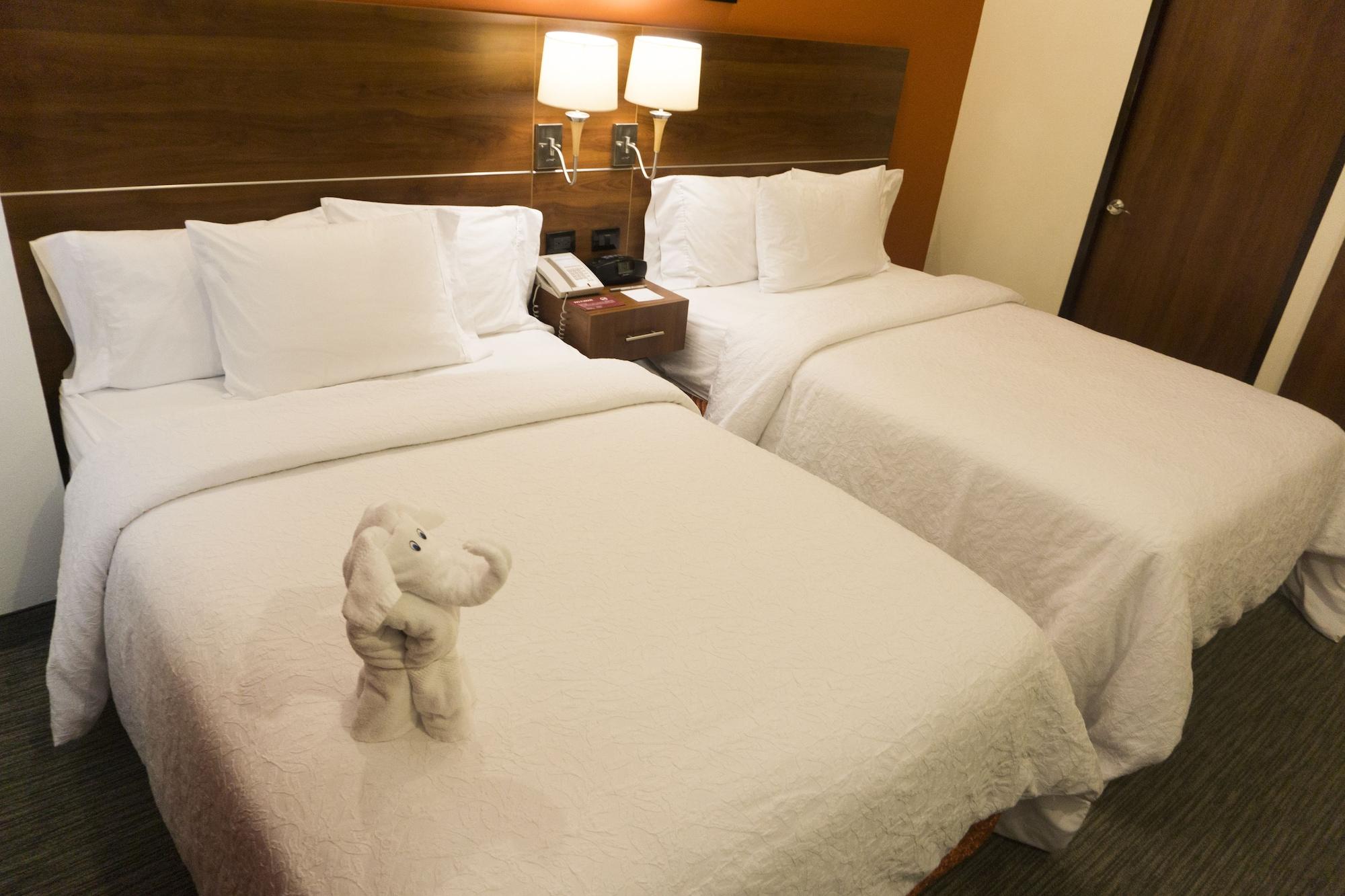 Hampton By Hilton San Juan Del Rio Ξενοδοχείο Εξωτερικό φωτογραφία