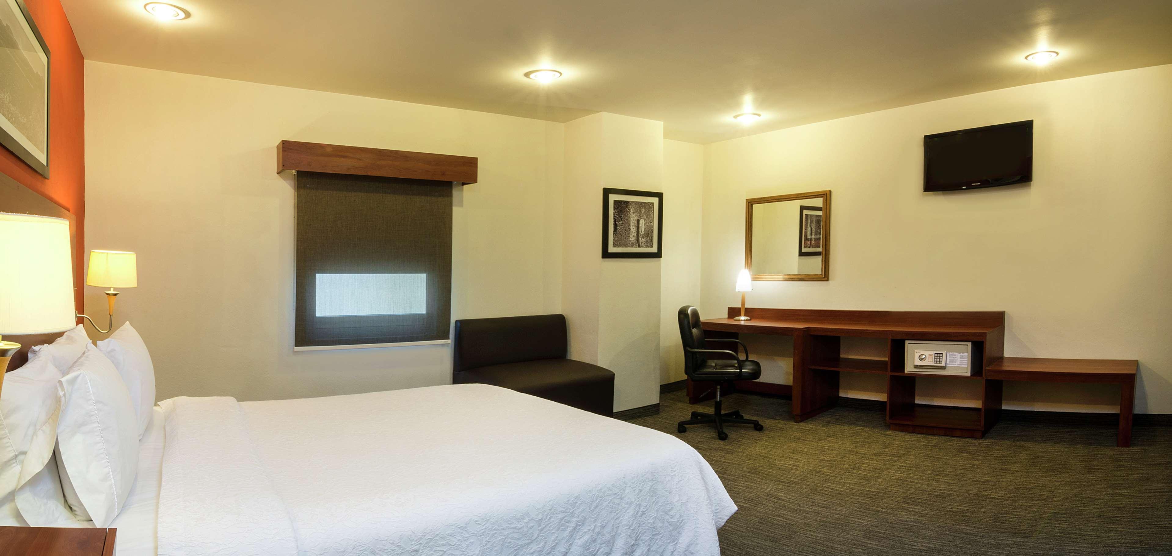 Hampton By Hilton San Juan Del Rio Ξενοδοχείο Εξωτερικό φωτογραφία