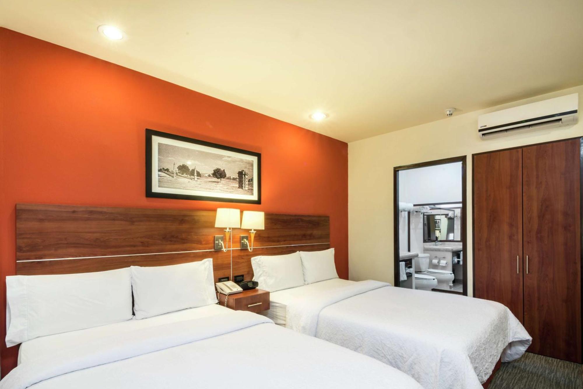 Hampton By Hilton San Juan Del Rio Ξενοδοχείο Εξωτερικό φωτογραφία