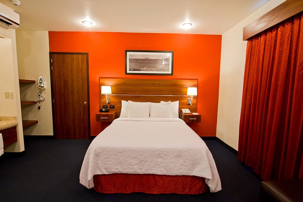 Hampton By Hilton San Juan Del Rio Ξενοδοχείο Εξωτερικό φωτογραφία