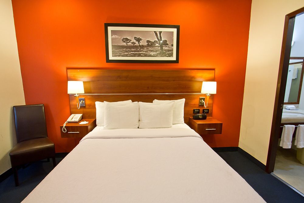 Hampton By Hilton San Juan Del Rio Ξενοδοχείο Εξωτερικό φωτογραφία