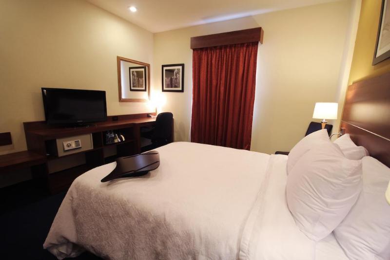 Hampton By Hilton San Juan Del Rio Ξενοδοχείο Εξωτερικό φωτογραφία