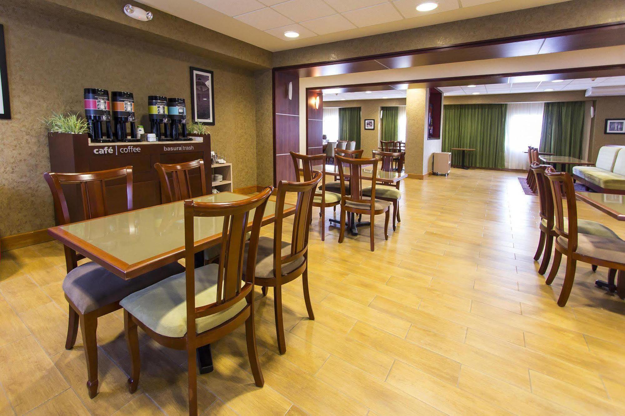 Hampton By Hilton San Juan Del Rio Ξενοδοχείο Εξωτερικό φωτογραφία