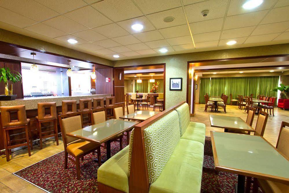 Hampton By Hilton San Juan Del Rio Ξενοδοχείο Εξωτερικό φωτογραφία